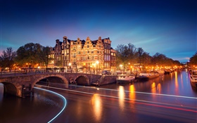 Amsterdam, Nederland, la nuit, des maisons, pont, rivière, lumières, bateaux HD Fonds d'écran