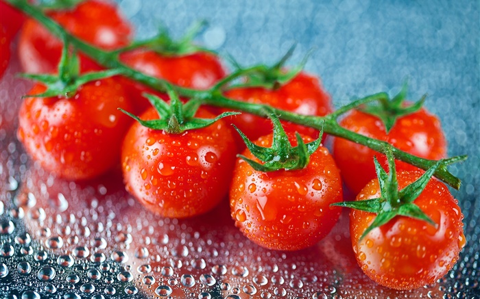 Fruits frais, tomates rouges, des gouttes d'eau Fonds d'écran, image