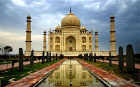 Inde Agra Taj Mahal, crépuscule, nuages HD Fonds d'écran
