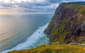 Mercer Cliffs, mer, nuages, crépuscule, Waikato, Nouvelle-Zélande