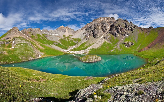Lac volcanique, montagnes, ciel bleu Fonds d'écran, image