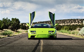 Vert Lamborghini supercar vue avant, ailes