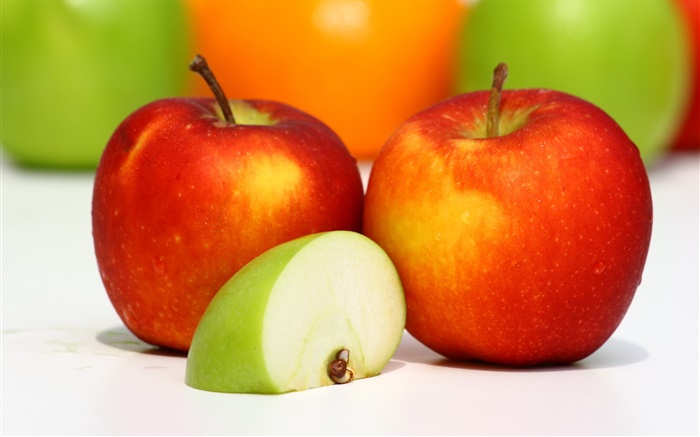 Deux pommes rouges, vert tranche de pomme, fruit savoureux Fonds d'écran, image