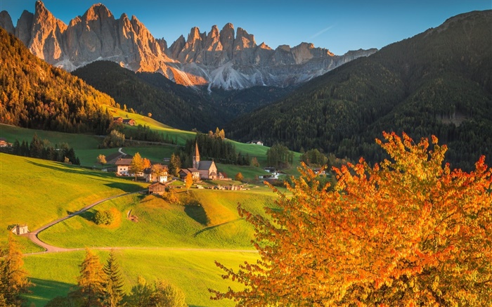 Italie, Dolomites, montagnes, forêt, arbres, maisons, coucher de soleil, l'automne Fonds d'écran, image