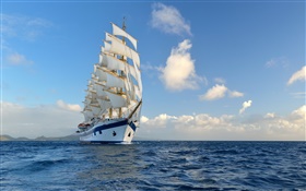 Voilier, bateau, mer bleue, ciel, nuages HD Fonds d'écran