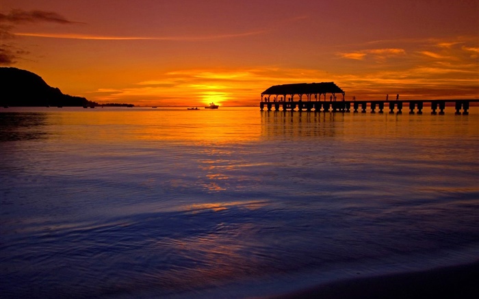 Magnifique coucher de soleil à Hawaii, Etats-Unis, la mer, le style rouge, jetée Fonds d'écran, image