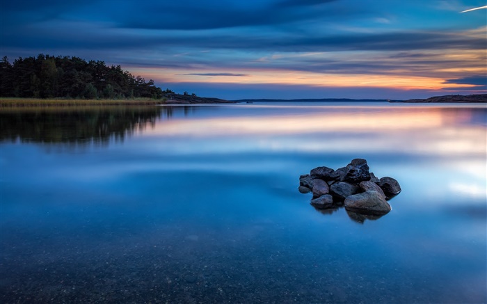 Crépuscule, lac, l'eau, les pierres, les arbres, la Norvège nature paysage Fonds d'écran, image