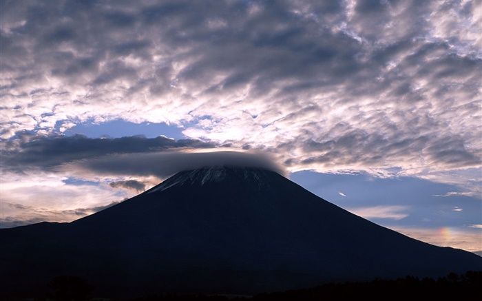 Japon, le mont Fuji, nuages, crépuscule Fonds d'écran, image