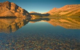 Lac, l'eau claire, montagne, soleil, crépuscule HD Fonds d'écran