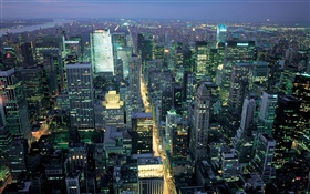 New York, Etats-Unis, vue sur la ville, la nuit, les lumières, gratte-ciel
