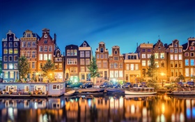 Amsterdam, Nederland, la ville, le soir, la rivière, les maisons, les lumières