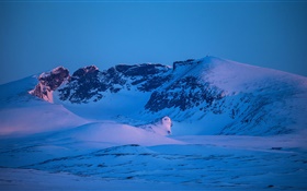 Montagnes, hiver, neige, bleu de style, crépuscule HD Fonds d'écran
