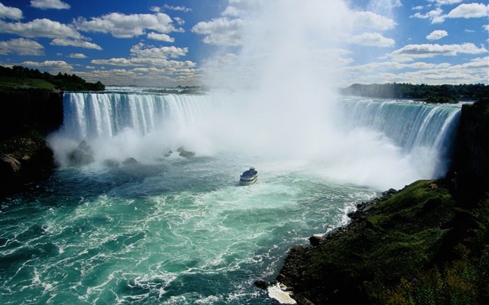 Niagara Falls, chutes d'eau, Canada, bateau, nuages Fonds d'écran, image