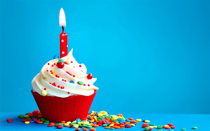 Gâteau d'anniversaire, crème, bougie, flamme, fond bleu Fonds d'écran, image