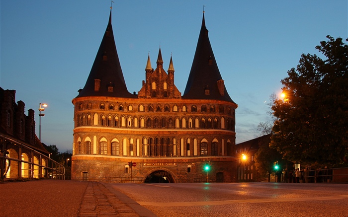 Allemagne, Holstentor, Lubeck, château, nuit, lumières Fonds d'écran, image