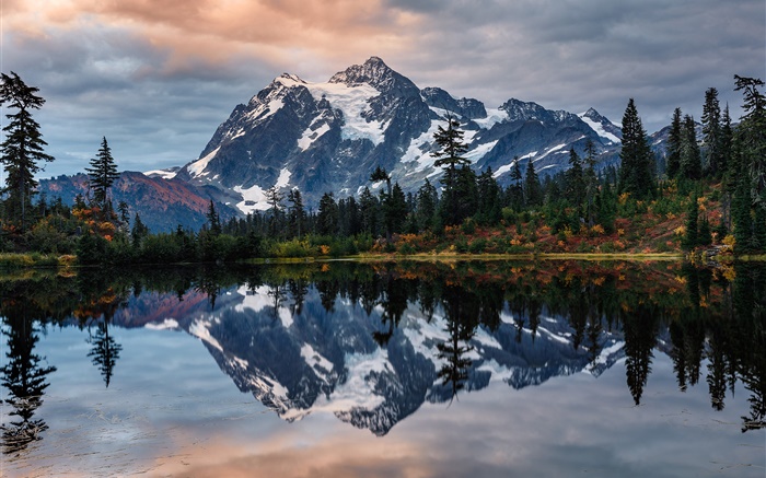 États-Unis, Mount Shuksan, lac, arbres, réflexion sur l'eau Fonds d'écran, image